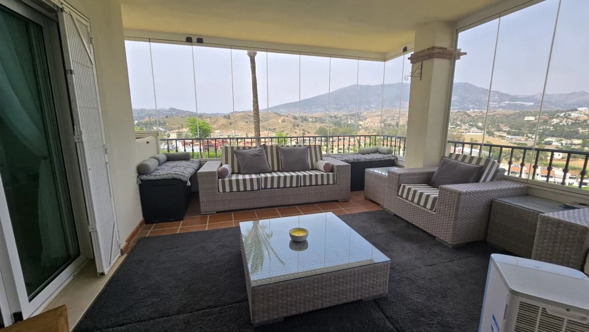 3 Bedroom Ground Floor Apartment for Sale in La Cala Hills, Málaga - Image 4