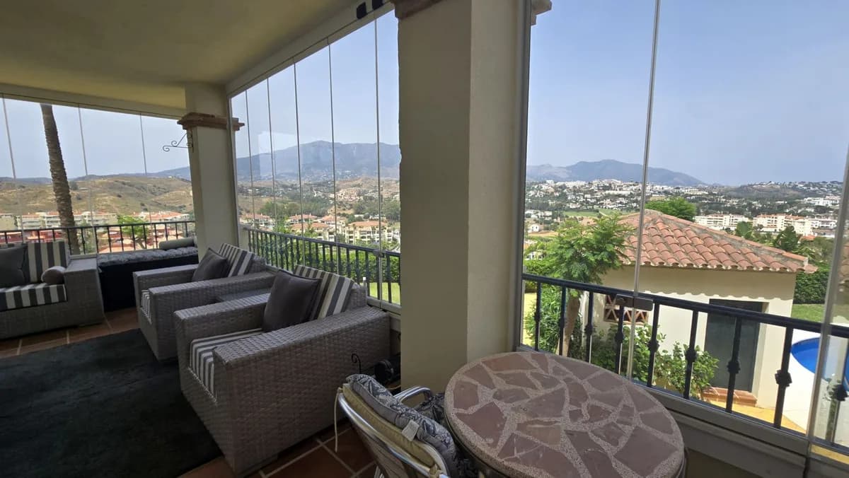 3 Bedroom Ground Floor Apartment for Sale in La Cala Hills, Málaga - Image 5