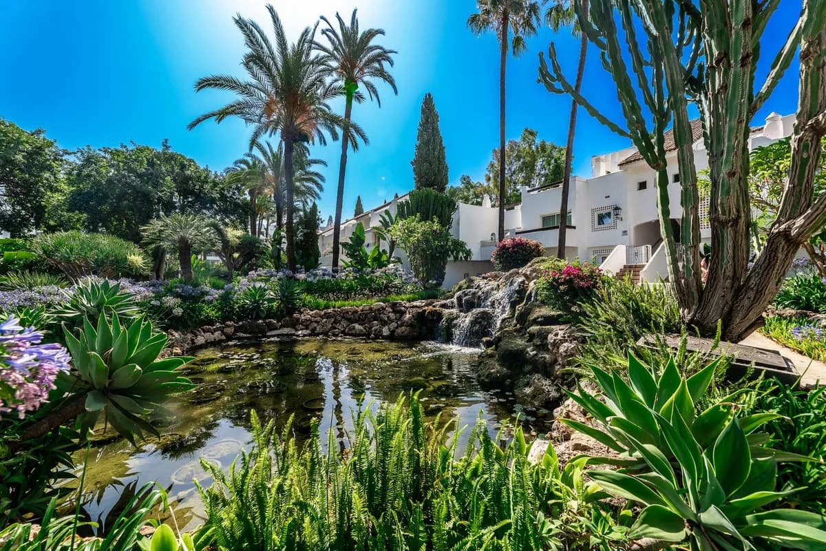 4 Bedroom Penthouse Duplex for Sale in Puerto Banús, Málaga