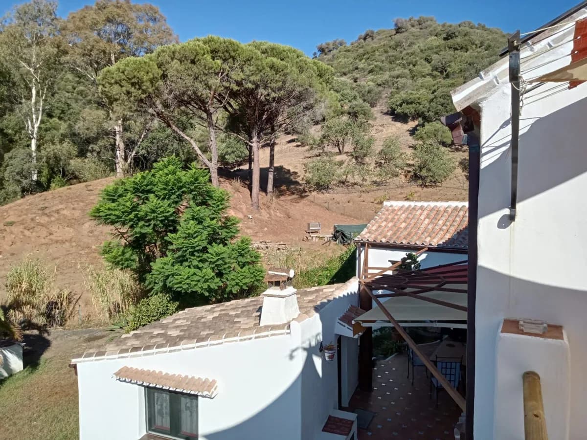 4 Bedroom Finca - Cortijo for Sale in Casares, Málaga - Image 6