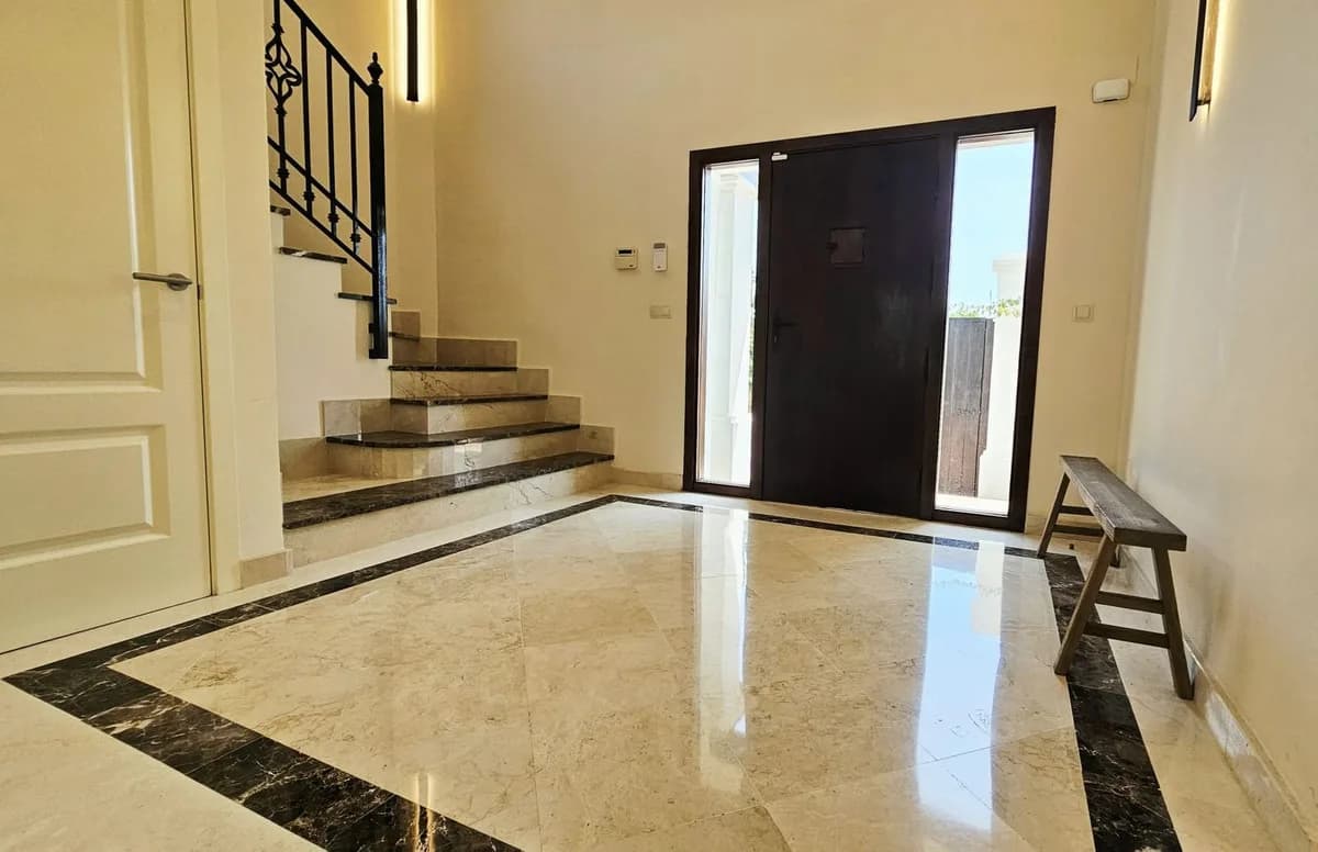 3 Bedroom Detached Villa for Sale in Estepona, Málaga - Image 3