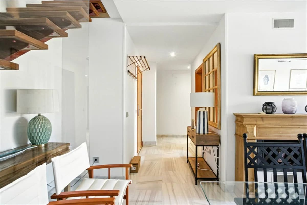 3 Bedroom Penthouse Duplex for Sale in Benahavís, Málaga - Image 6
