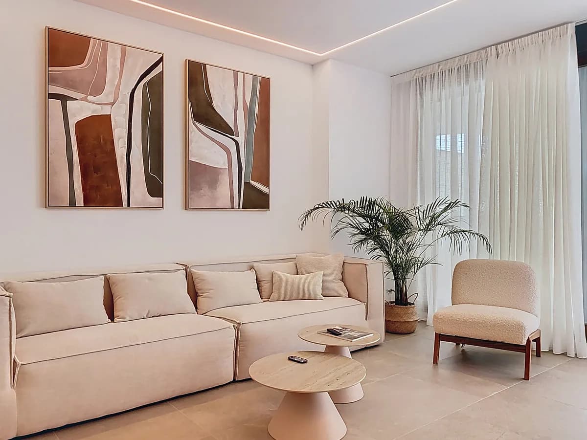 4 Bedroom Ground Floor Apartment for Sale in Estepona, Málaga - Image 8