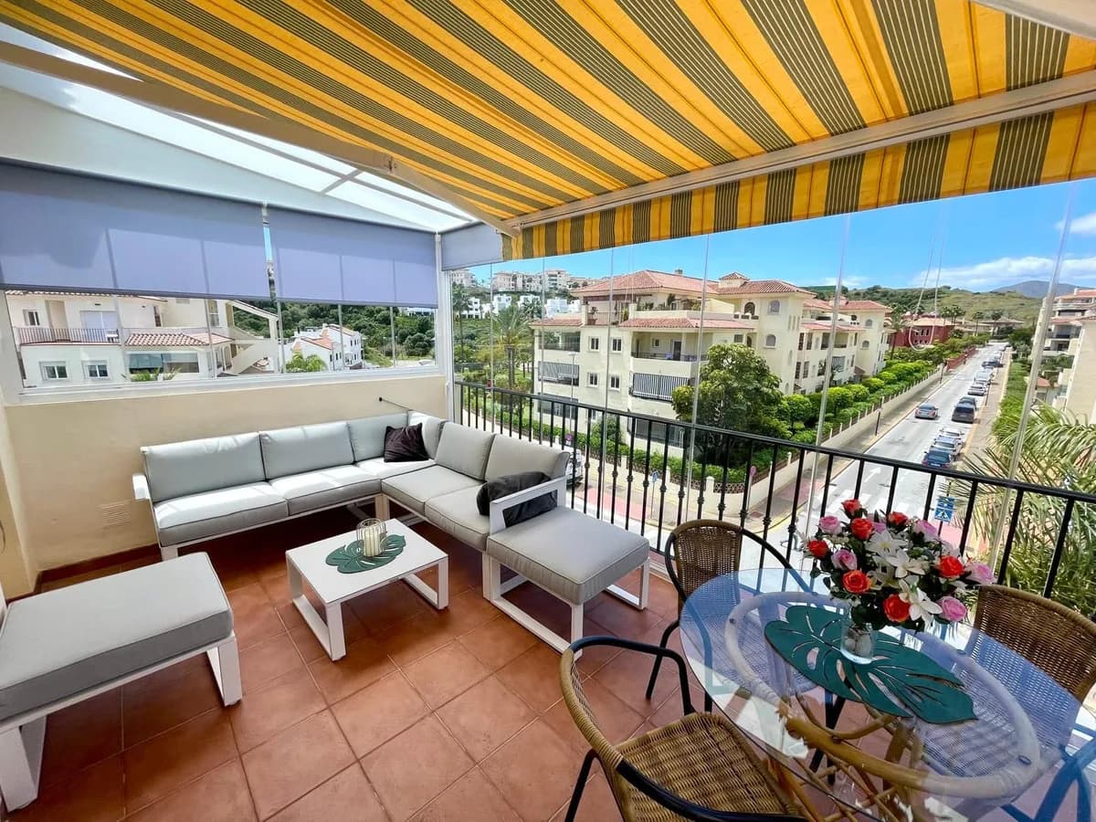 3 Bedroom Penthouse for Sale in Mijas, Málaga - Image 8