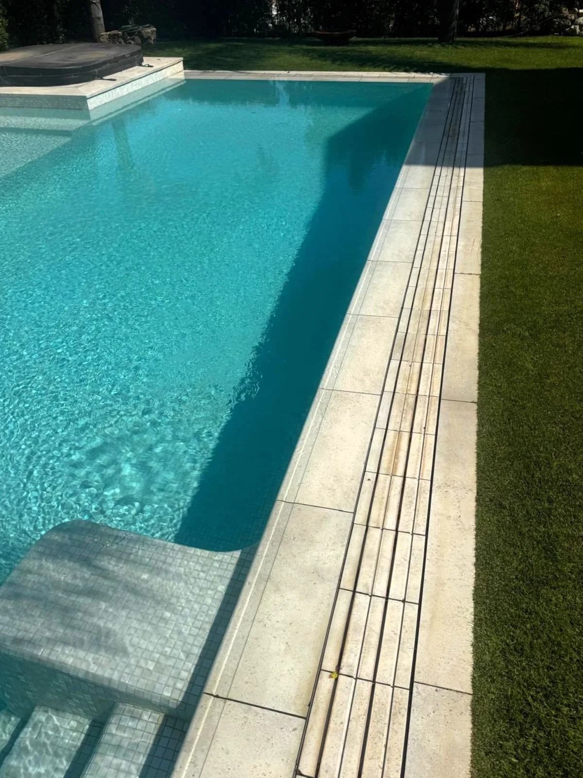 6 Bedroom Detached Villa for Sale in Marbella, Málaga - Image 8