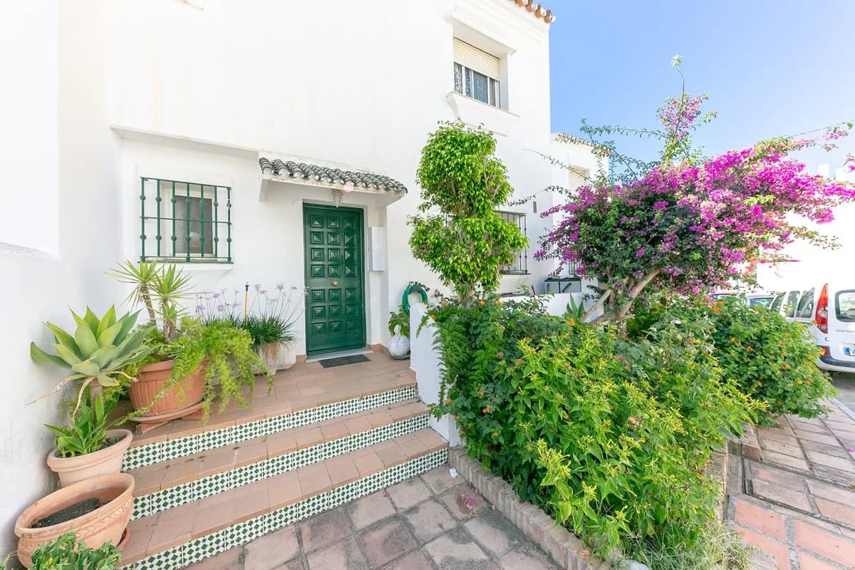 3 Bedroom Townhouse for Sale in Mijas, Málaga - Image 2