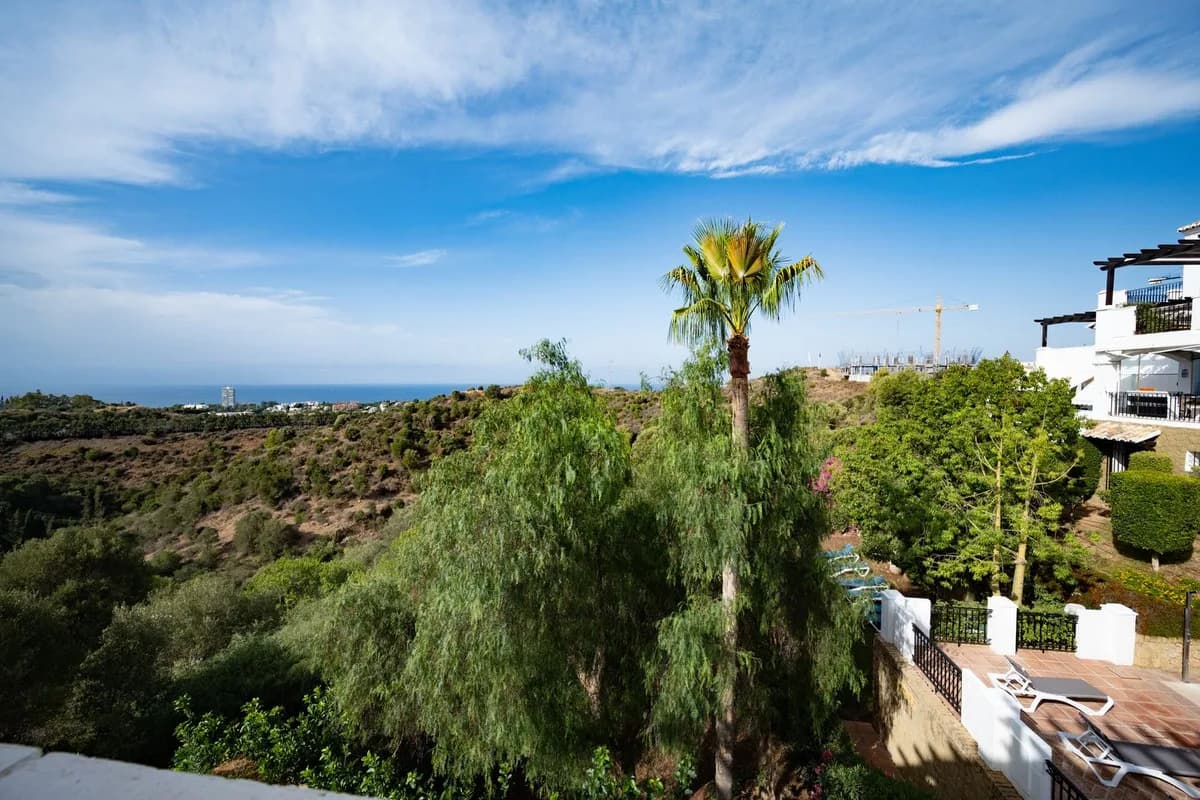 2 Bedroom Penthouse Duplex for Sale in Altos de los Monteros, Málaga - Image 3