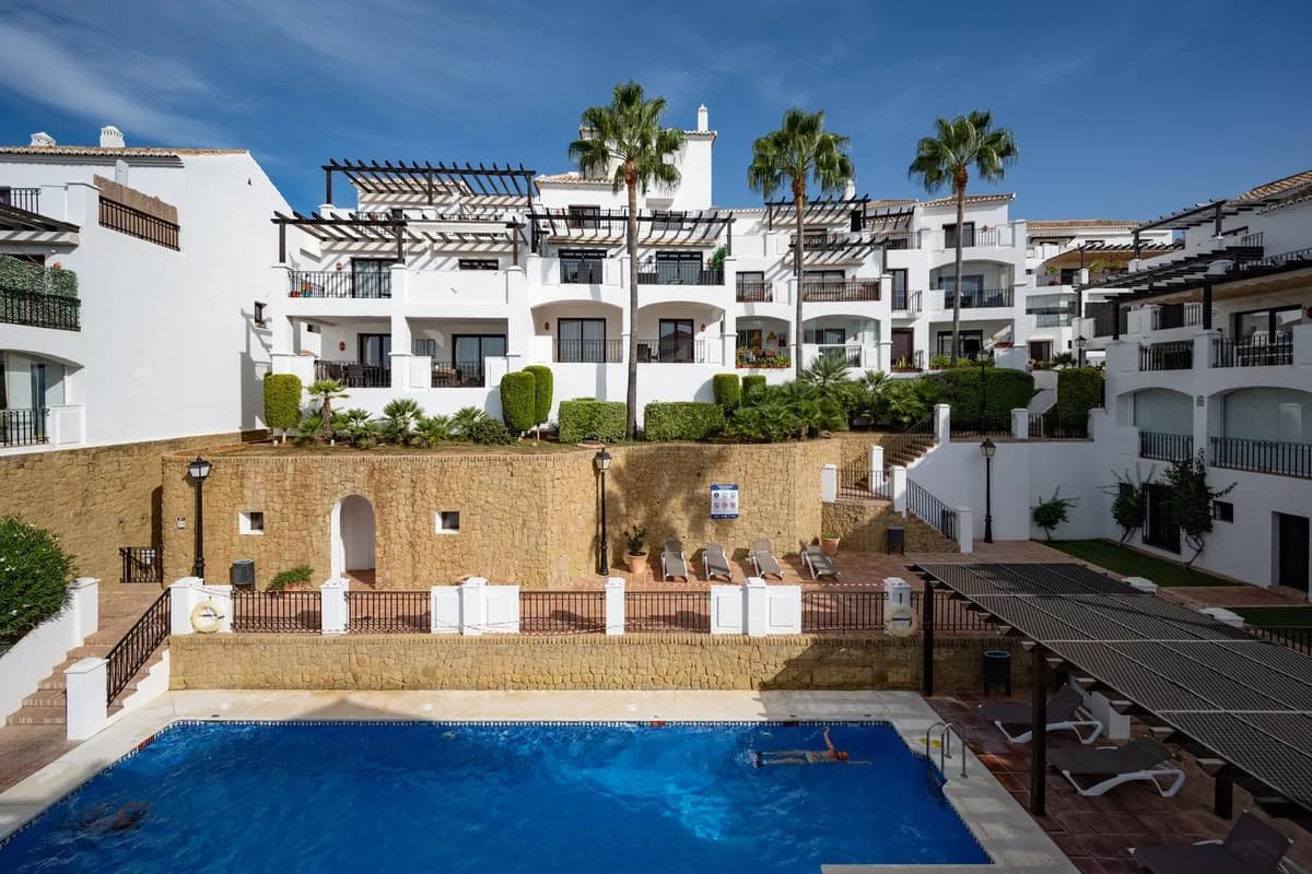 2 Bedroom Penthouse Duplex for Sale in Altos de los Monteros, Málaga - Image 5