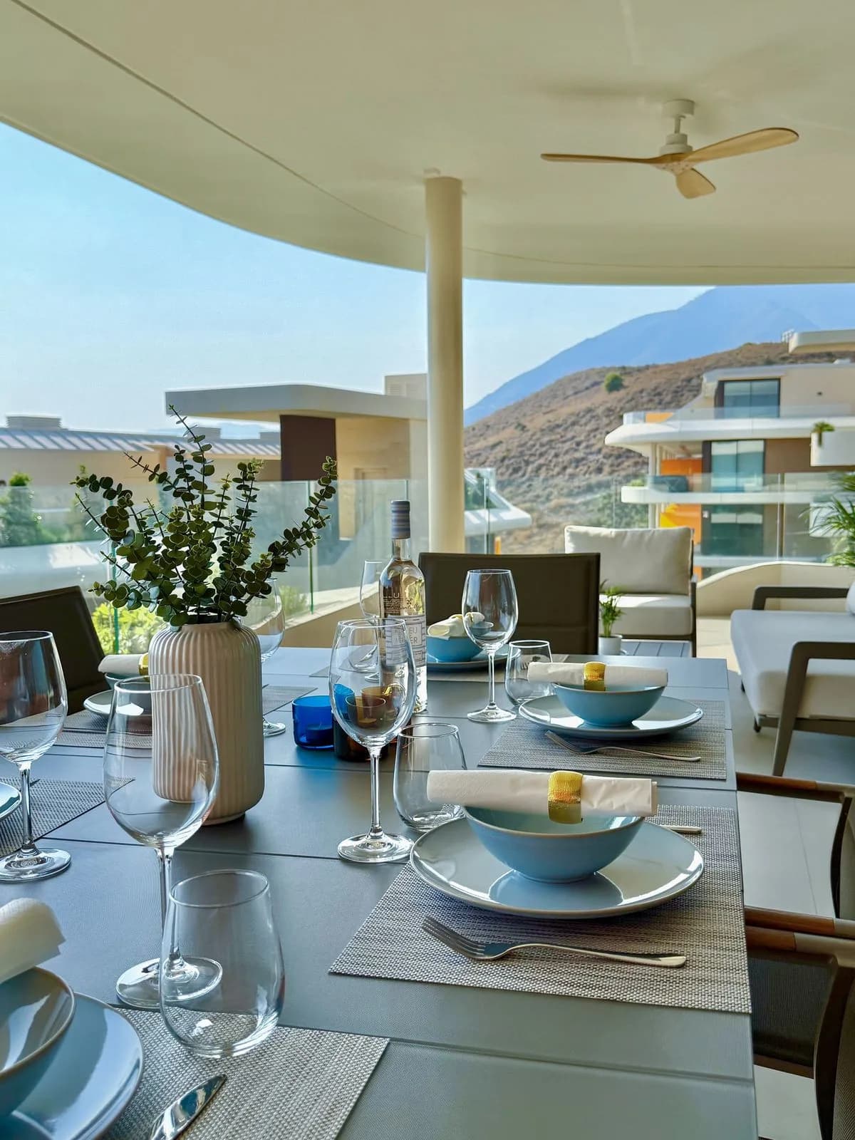 2 Bedroom Top Floor Apartment for Sale in Fuengirola, Málaga - Image 8