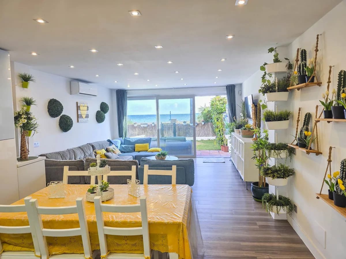 1 Bedroom Ground Floor Apartment for Sale in Casares Playa, Málaga - Image 3
