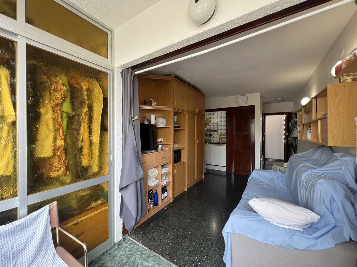 Middle Floor Studio for Sale in Benalmadena, Málaga - Image 7