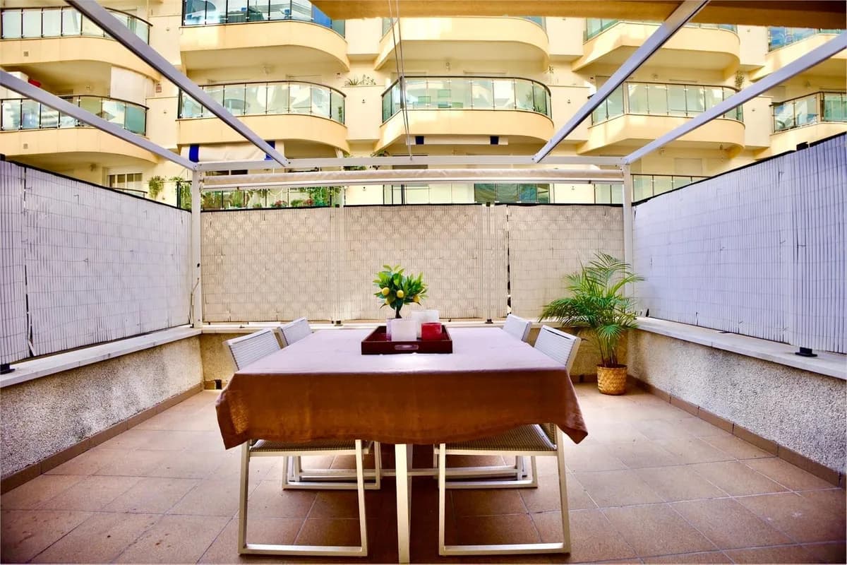 1 Bedroom Ground Floor Apartment for Sale in Estepona, Málaga - Image 3