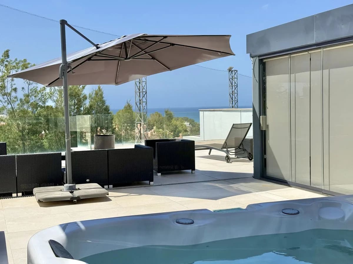 3 Bedroom Penthouse for Sale in Cabopino, Málaga