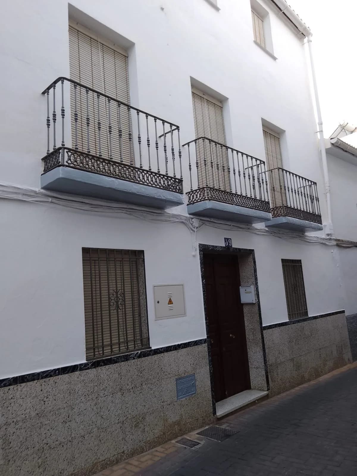 5 Bedroom Townhouse for Sale in Tolox, Málaga