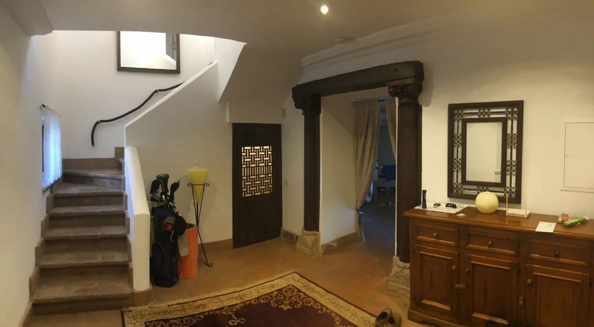4 Bedroom Finca - Cortijo for Sale in Estepona, Málaga - Image 6