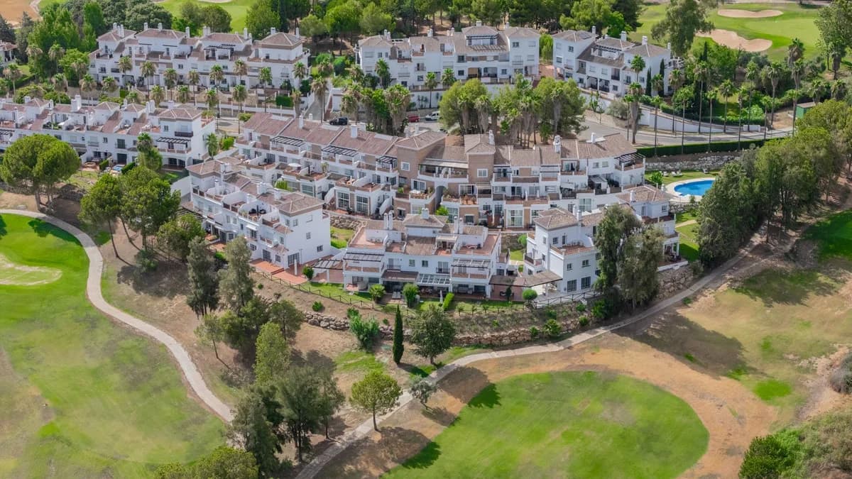 4 Bedroom Semi-Detached House for Sale in Alhaurín de la Torre, Málaga