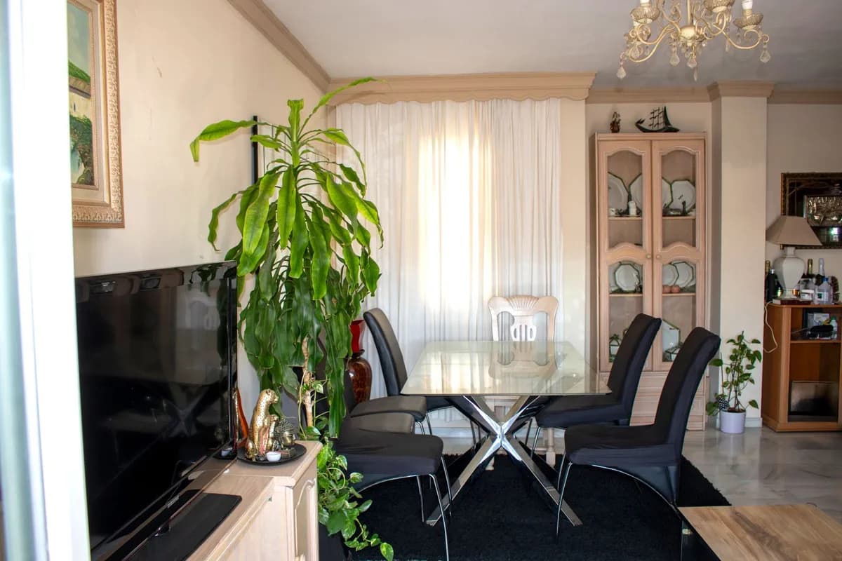 4 Bedroom Penthouse Duplex for Sale in San Pedro de Alcántara, Málaga - Image 3