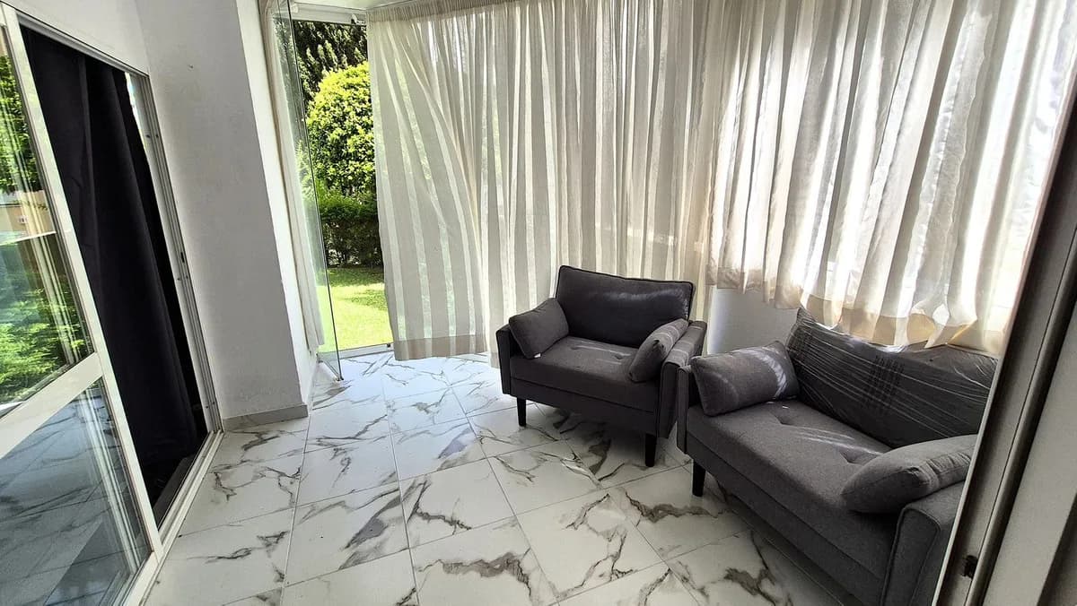 3 Bedroom Ground Floor Apartment for Sale in Bahía de Marbella, Málaga - Image 8