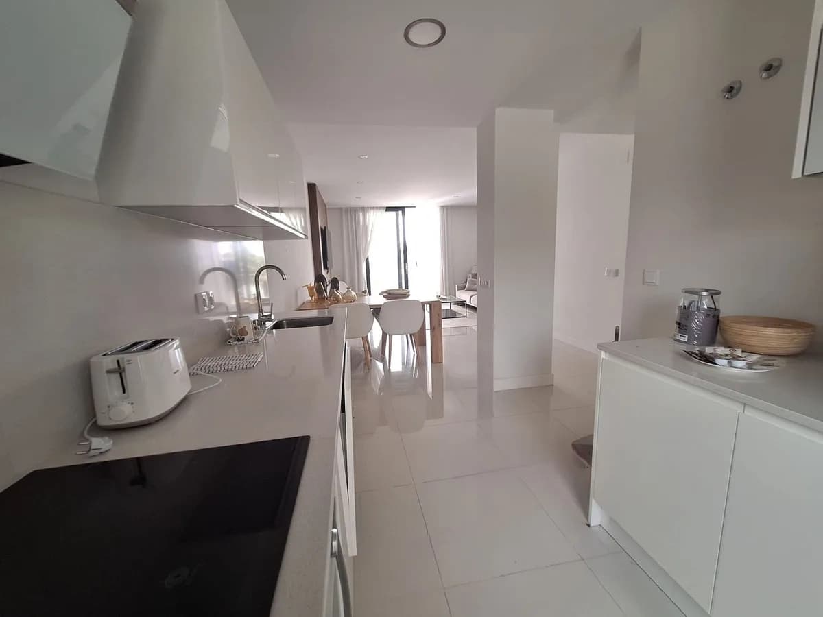 2 Bedroom Ground Floor Apartment for Sale in Manilva, Málaga - Image 4