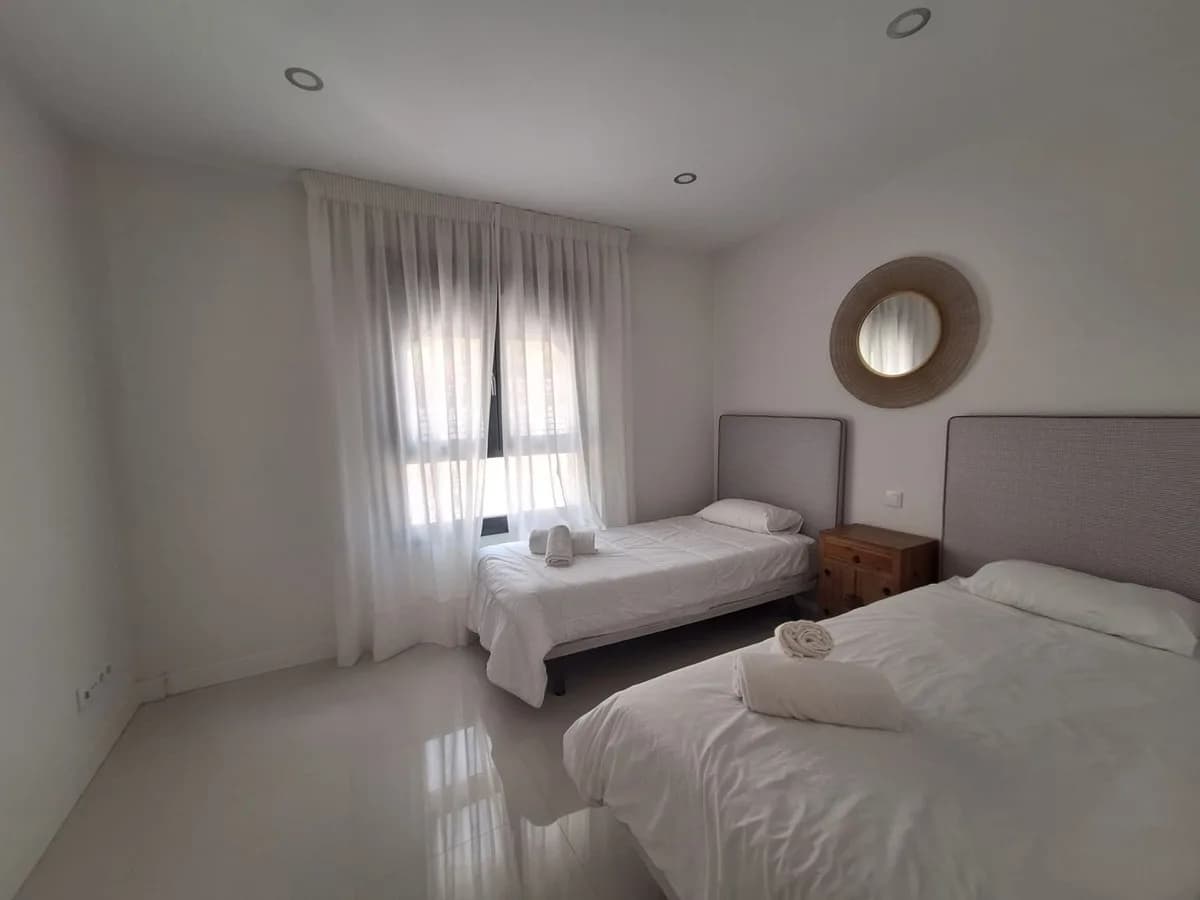 2 Bedroom Ground Floor Apartment for Sale in Manilva, Málaga - Image 7
