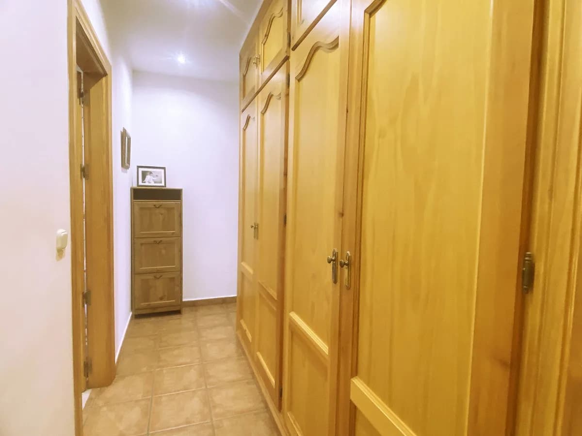 3 Bedroom Detached Villa for Sale in Elviria, Málaga - Image 7