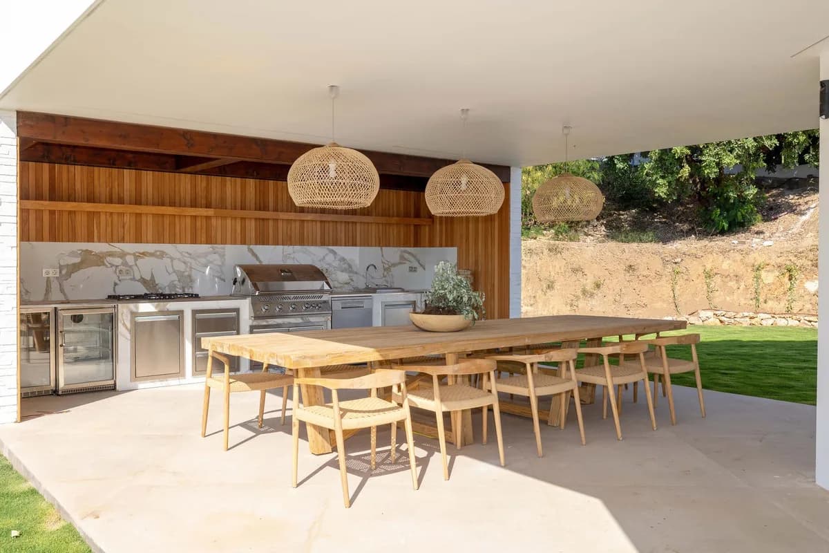 7 Bedroom Detached Villa for Sale in Benalmadena, Málaga - Image 6