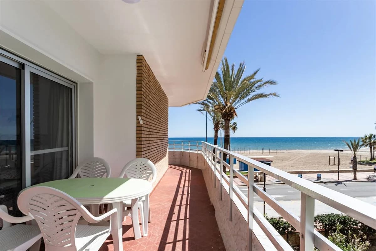 3 Bedroom Ground Floor Apartment for Sale in Los Boliches, Málaga
