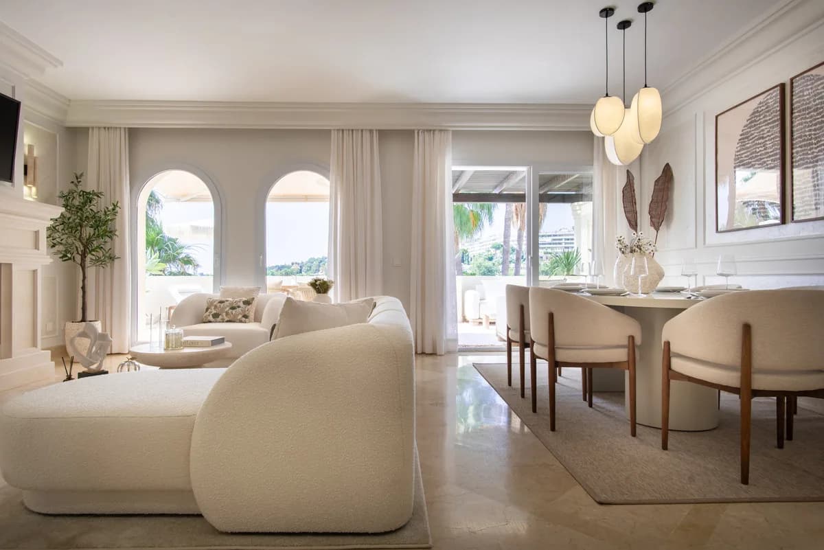 3 Bedroom Penthouse Duplex for Sale in Nueva Andalucía, Málaga - Image 8