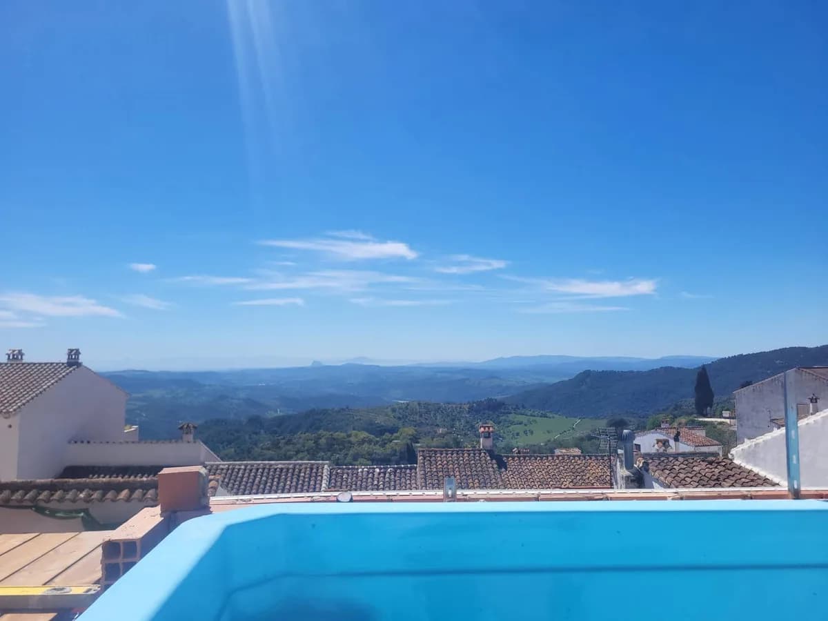 3 Bedroom Townhouse for Sale in Gaucín, Málaga - Image 2