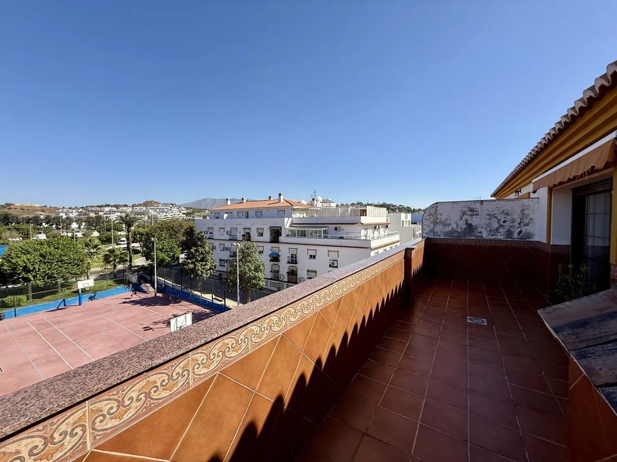 3 Bedroom Top Floor Apartment for Sale in La Cala, Málaga