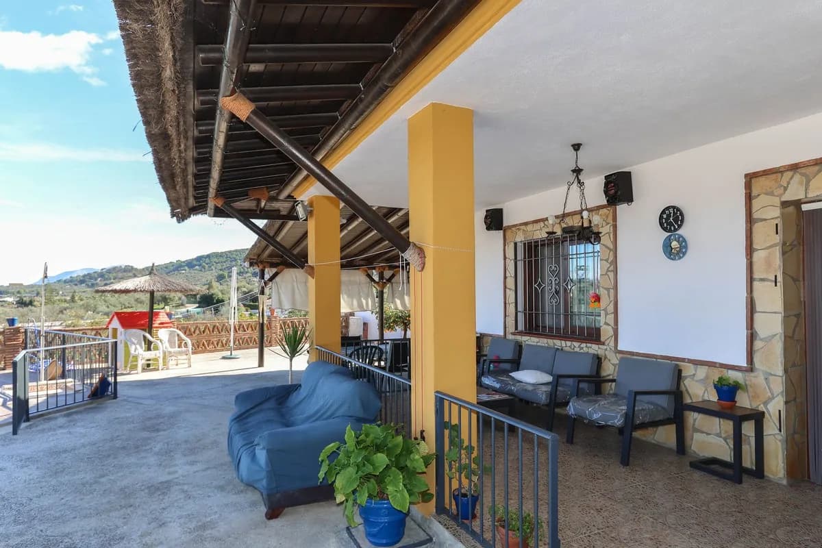 3 Bedroom Detached Villa for Sale in Monda, Málaga - Image 7