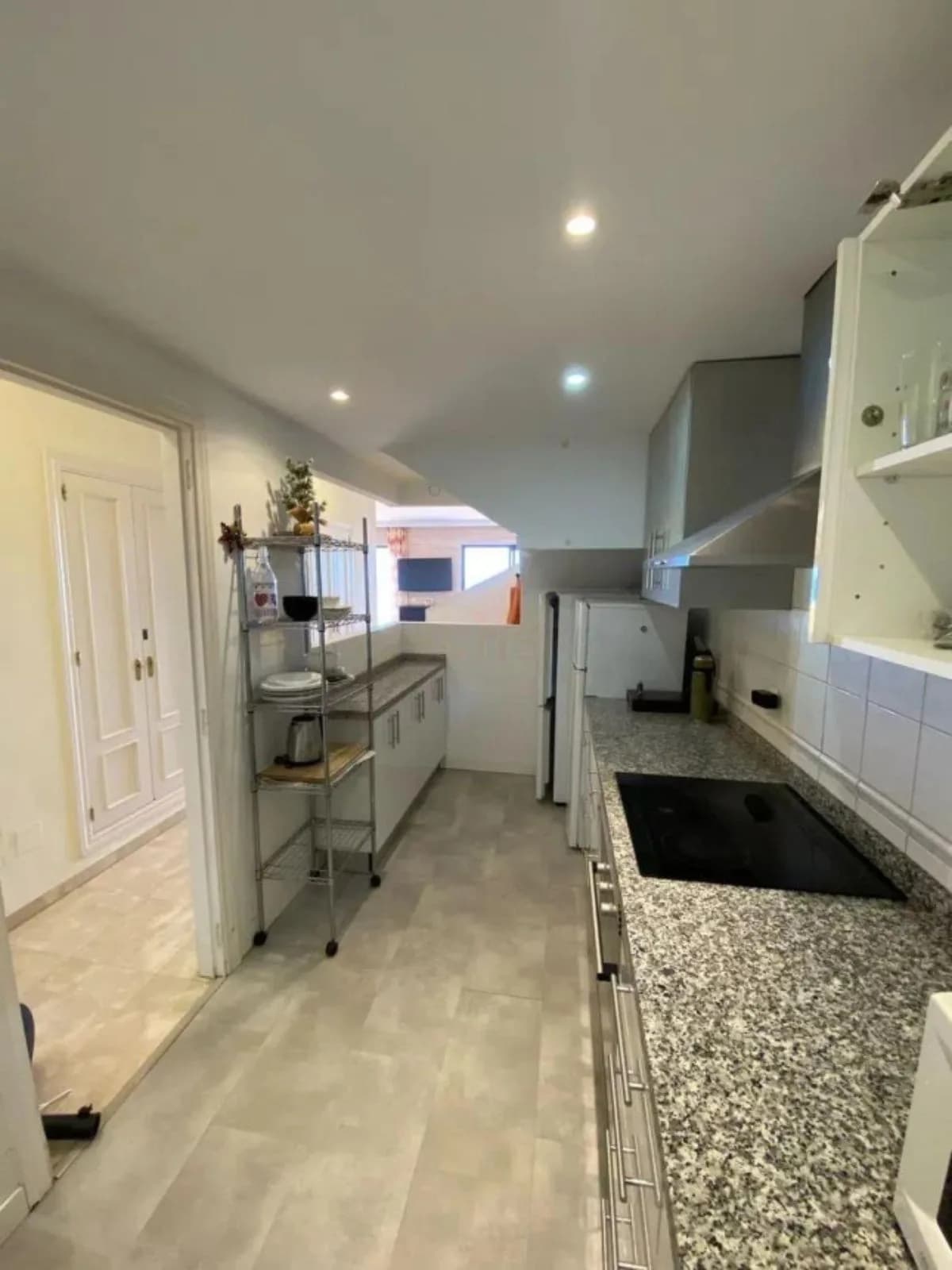 4 Bedroom Penthouse Duplex for Sale in Estepona, Málaga - Image 8