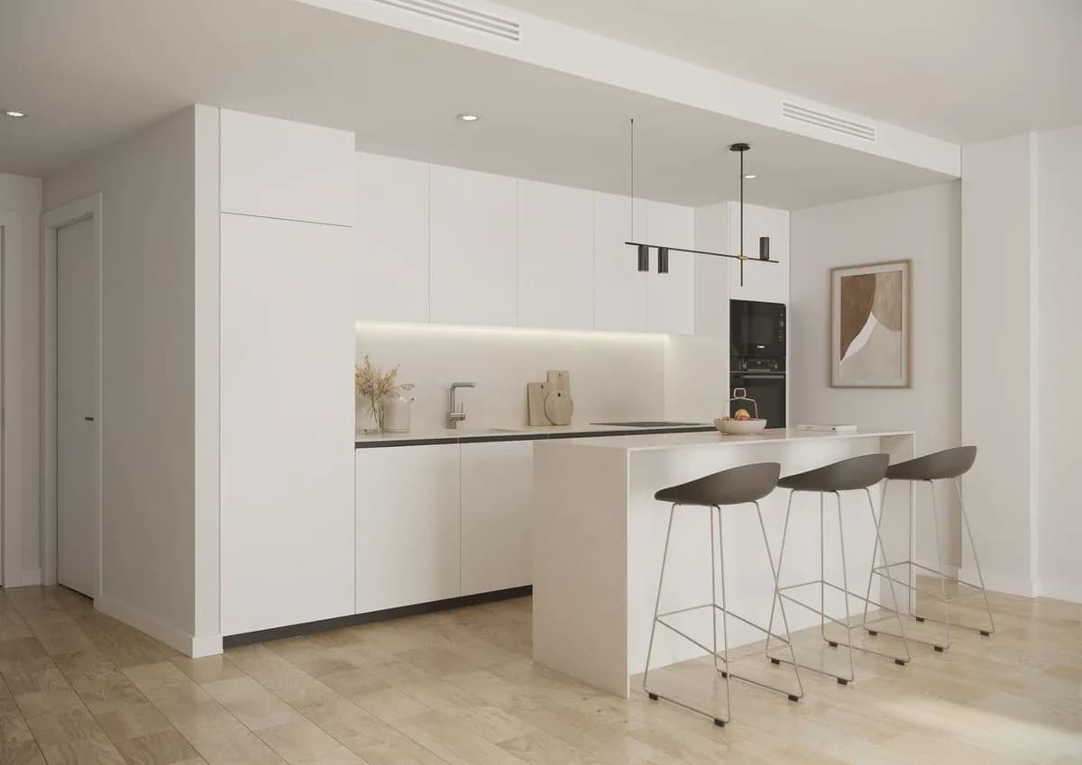 2 Bedroom Middle Floor Apartment for Sale in San Pedro de Alcántara, Málaga - Image 6