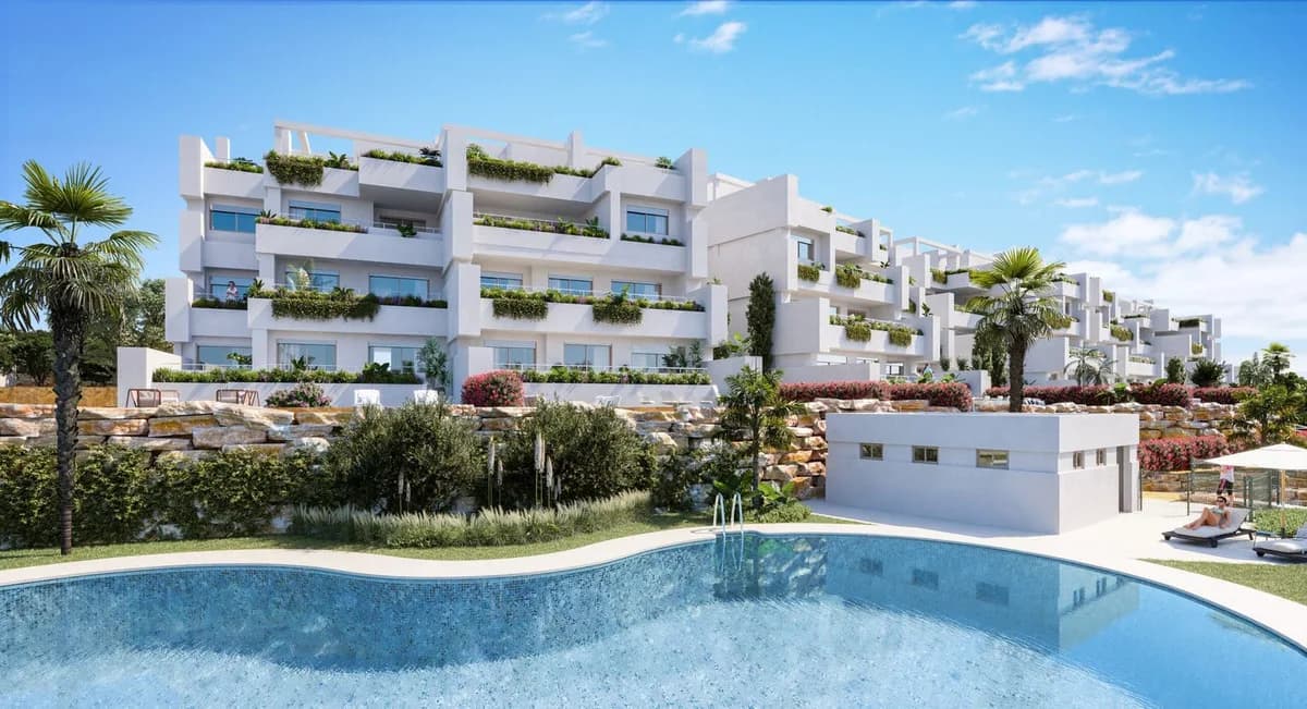 2 Bedroom Penthouse for Sale in Estepona, Málaga - Image 2