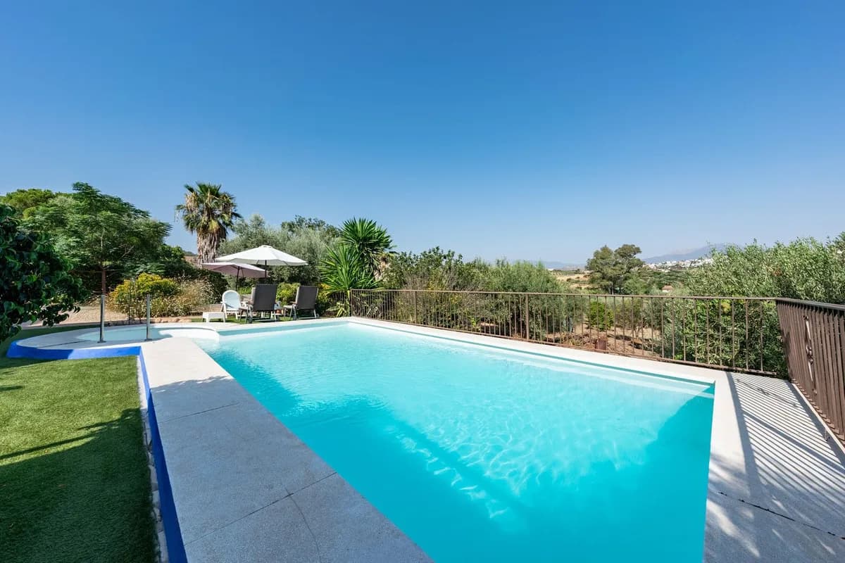 4 Bedroom Finca - Cortijo for Sale in Coín, Málaga - Image 4