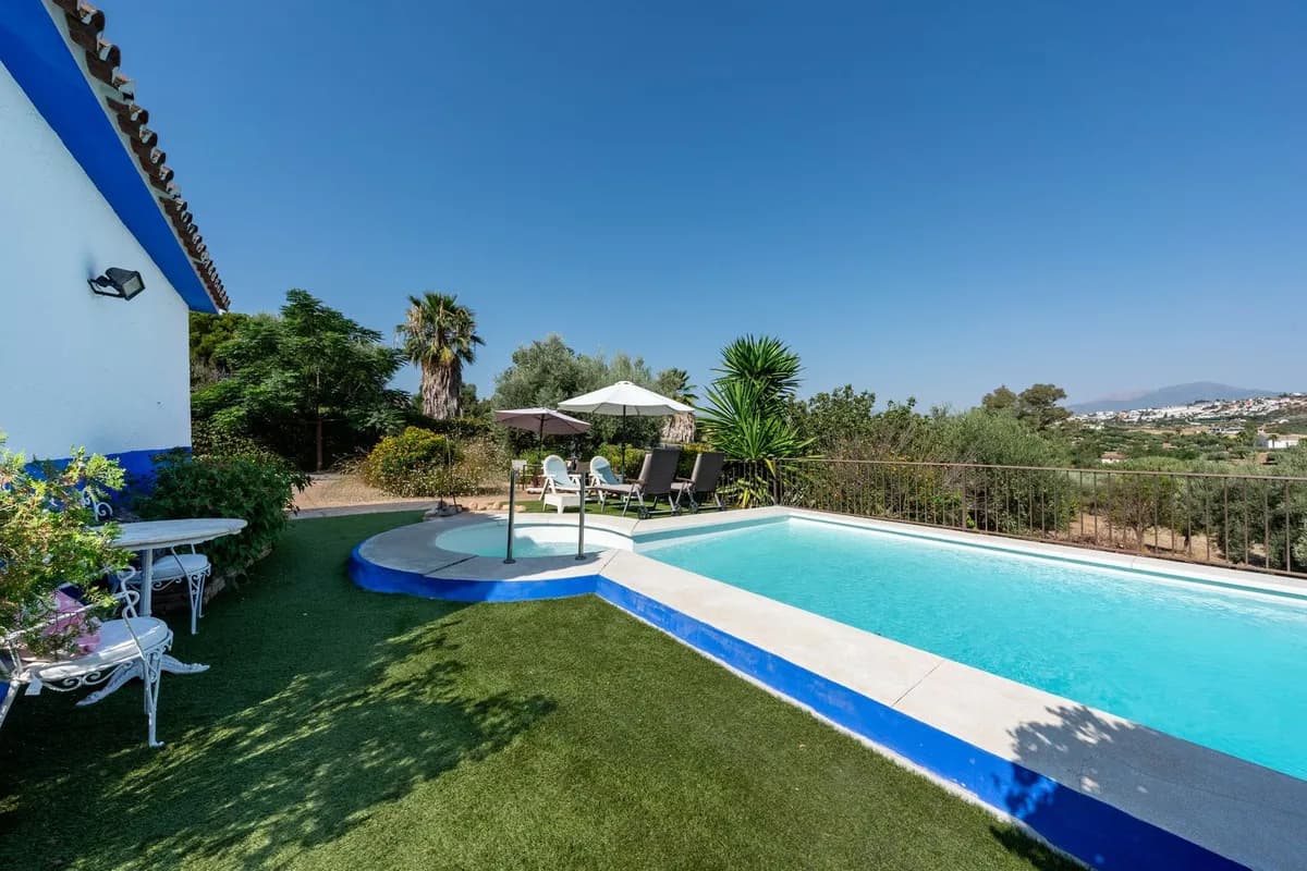 4 Bedroom Finca - Cortijo for Sale in Coín, Málaga - Image 5