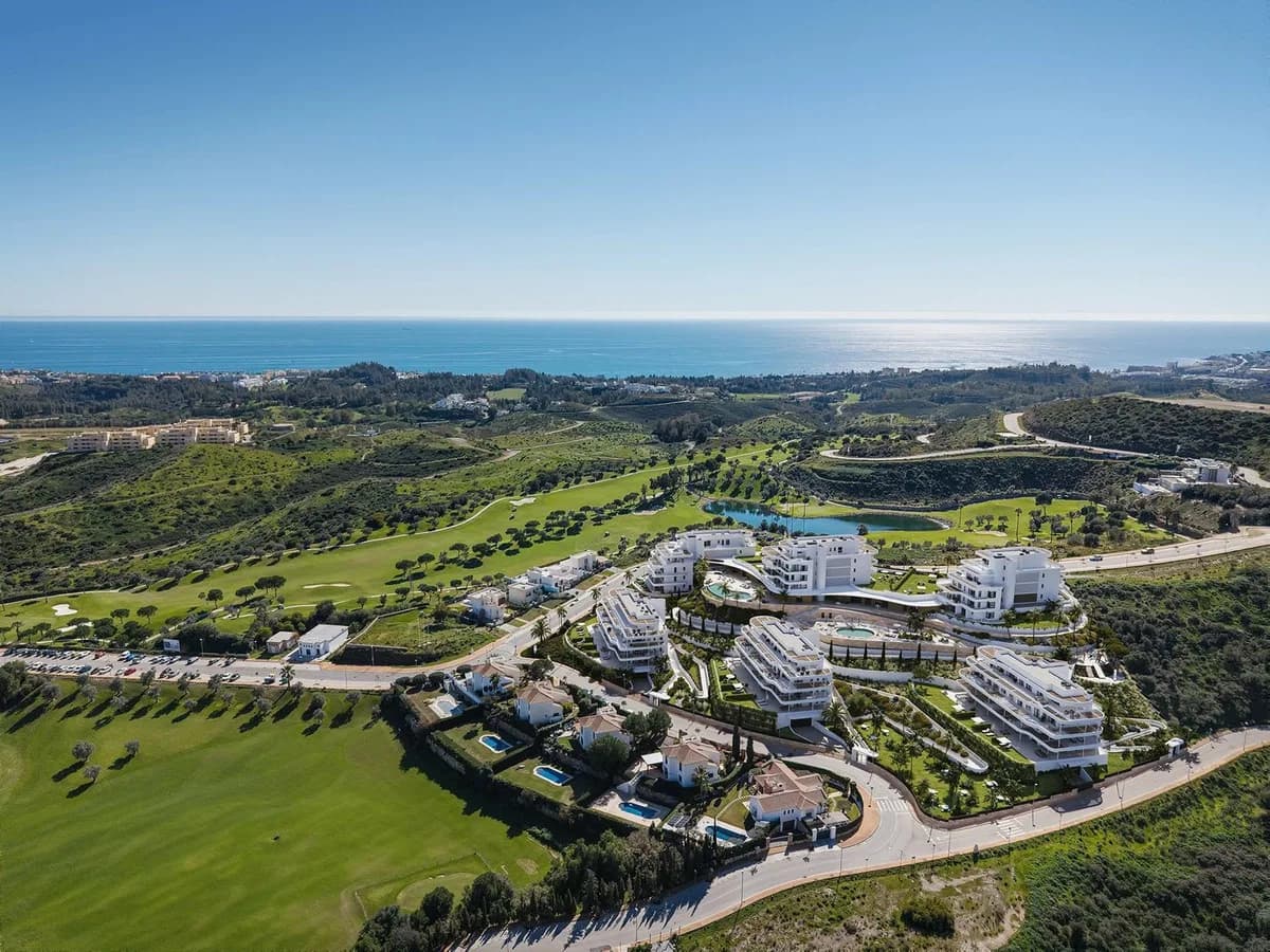 1 Bedroom Middle Floor Apartment for Sale in Cerros del Aguila, Málaga