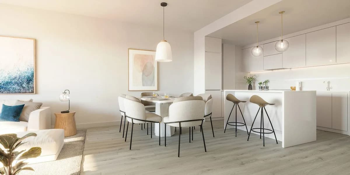 2 Bedroom Middle Floor Apartment for Sale in Las Lagunas, Málaga - Image 3
