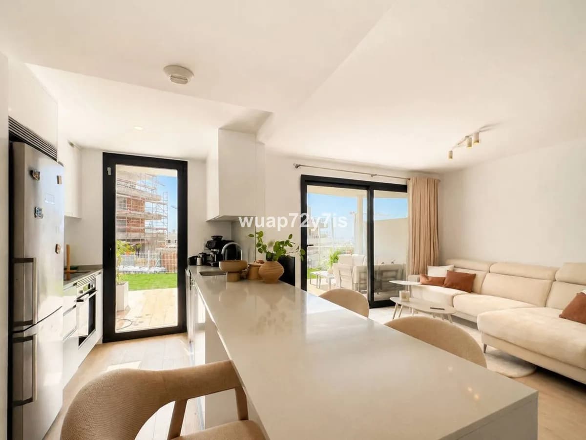 2 Bedroom Ground Floor Apartment for Sale in Estepona, Málaga - Image 5