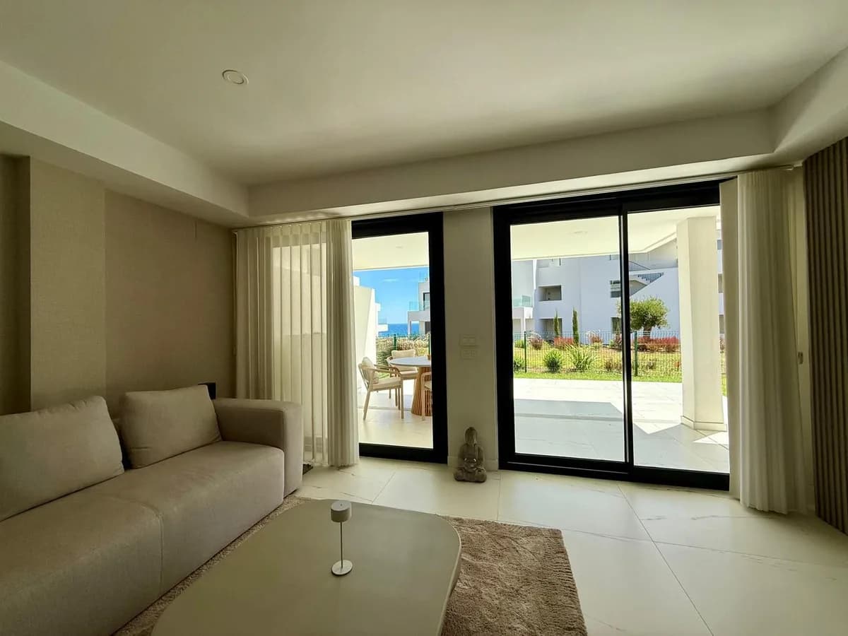 2 Bedroom Ground Floor Apartment for Sale in Casares Playa, Málaga - Image 3