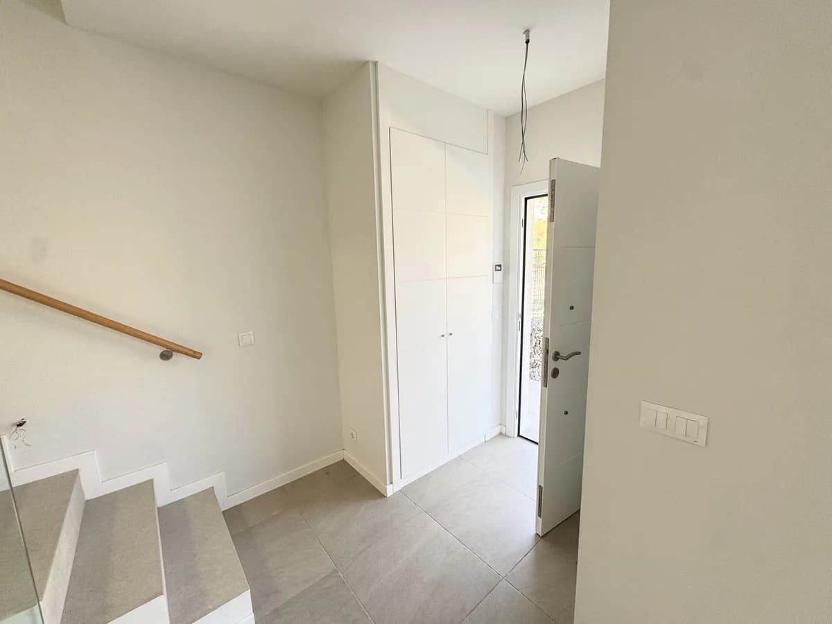 3 Bedroom Semi-Detached House for Sale in Riviera del Sol, Málaga - Image 8