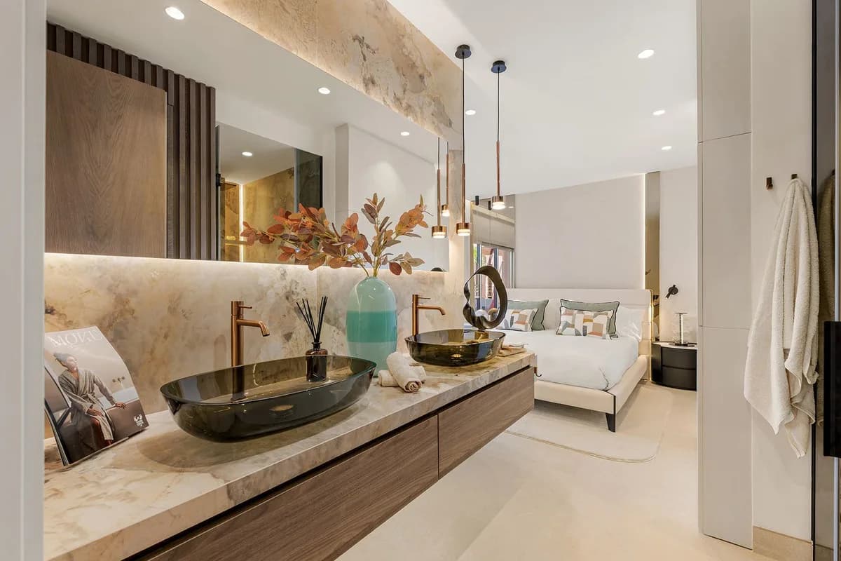 3 Bedroom Middle Floor Apartment for Sale in New Golden Mile, Málaga - Image 9