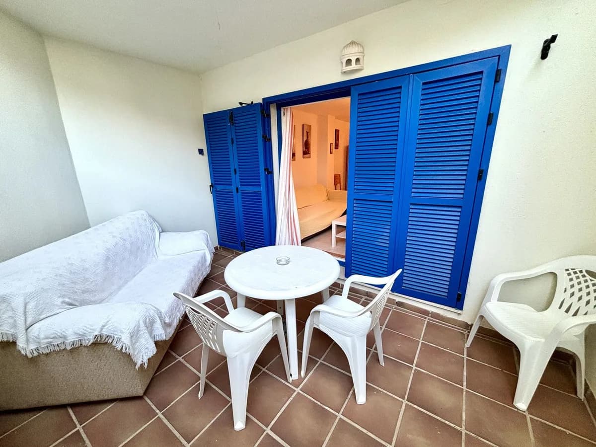 1 Bedroom Ground Floor Apartment for Sale in San Luis de Sabinillas, Málaga - Image 4