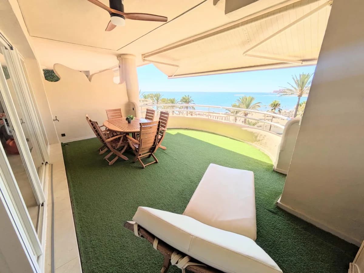 3 Bedroom Penthouse for Sale in Benalmadena, Málaga - Image 3