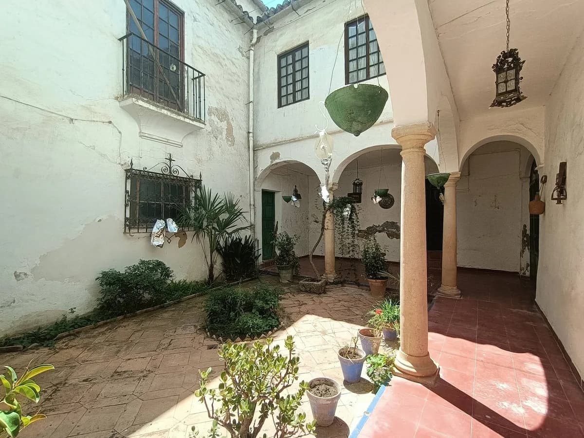 8 Bedroom Detached Villa for Sale in Ronda, Málaga - Image 9