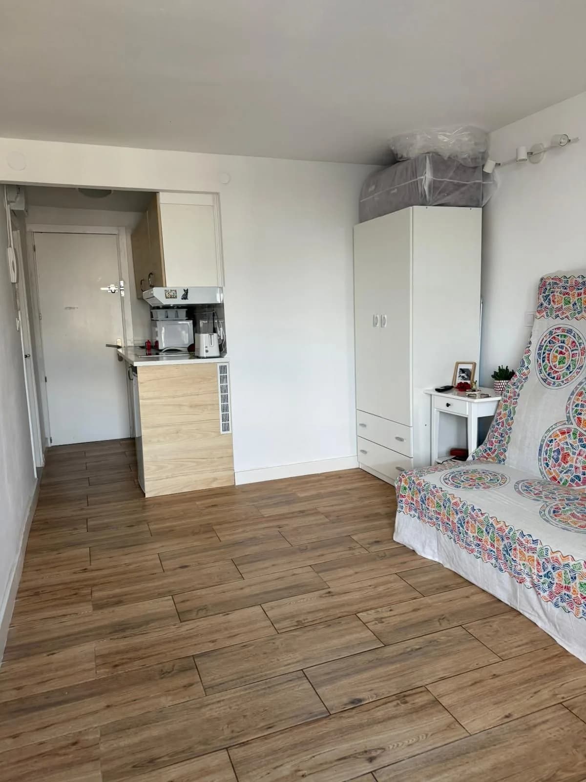 Top Floor Studio for Sale in Calypso, Málaga - Image 9