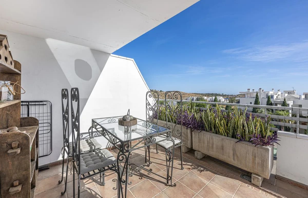 5 Bedroom Penthouse Duplex for Sale in La Cala de Mijas, Málaga - Image 9
