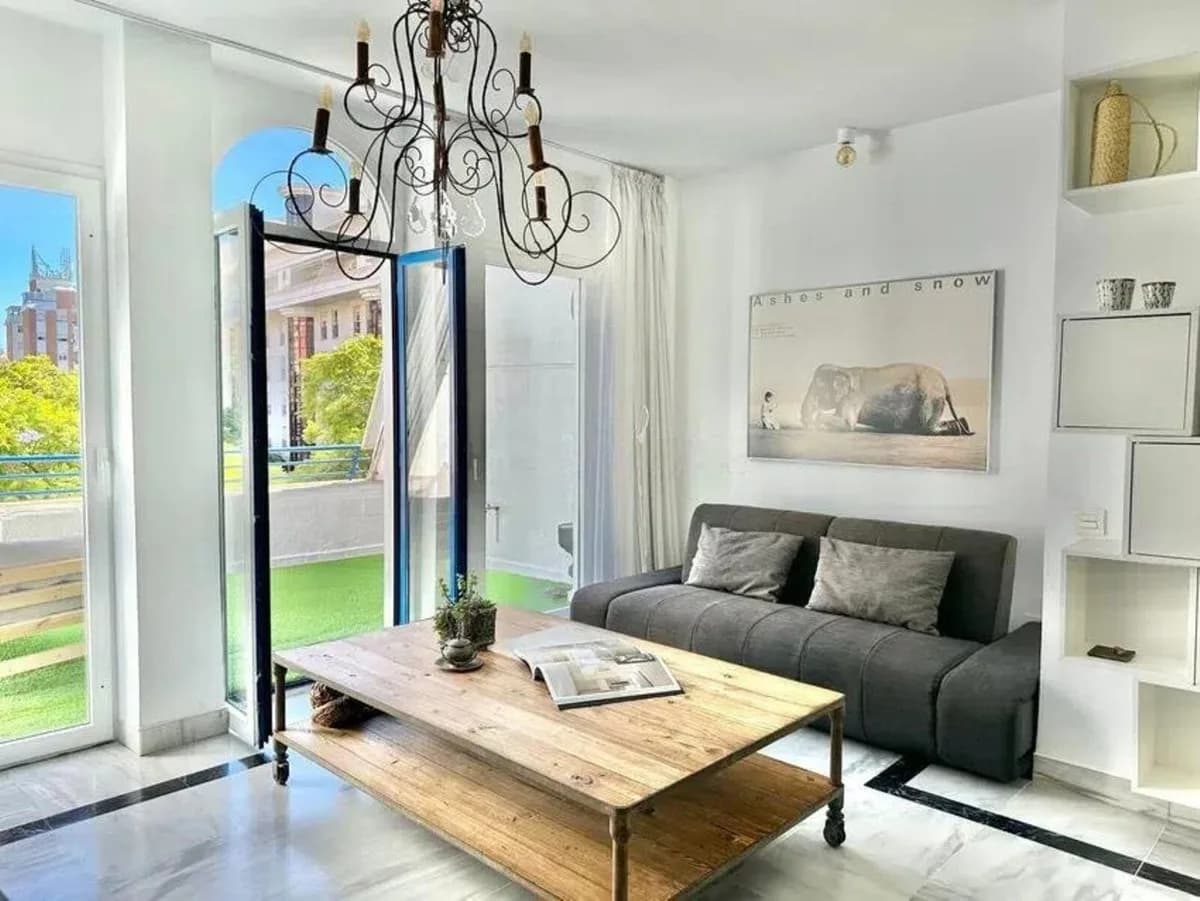 2 Bedroom Duplex for Sale in The Golden Mile, Málaga - Image 4