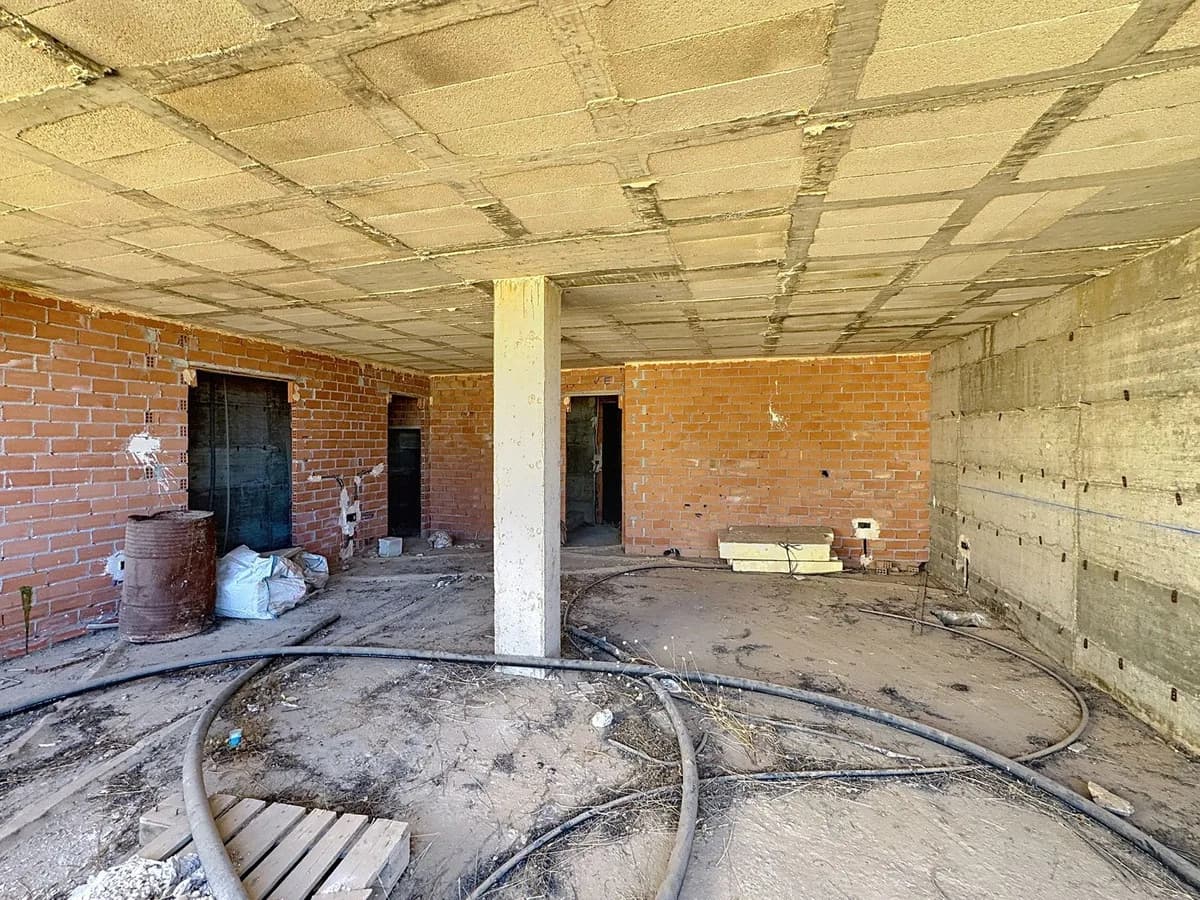 5 Bedroom Detached Villa for Sale in Valtocado, Málaga - Image 4
