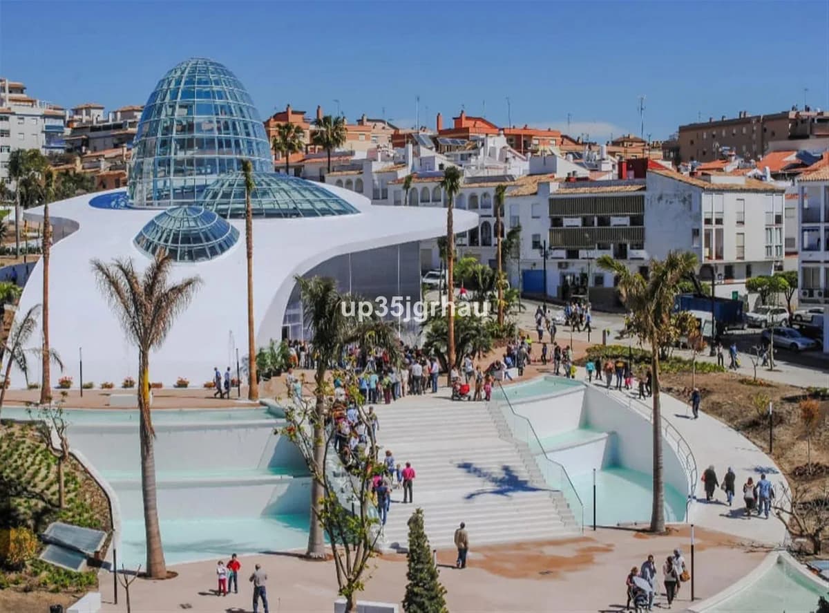 3 Bedroom Top Floor Apartment for Sale in Estepona, Málaga